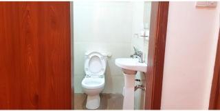 Beautiful One Bed & Parlour with Playstation 4, Wi-Fi, Netflix, kitchen, Supermarket, Pharmacy & Laundry - Ankuru - 4
