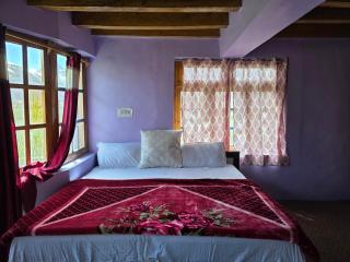 Hotel Tserap View - 8