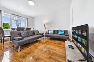Bright 4BR 2BA Gem in Wembley Harrow - Sleeps 8 - Kenton - 7