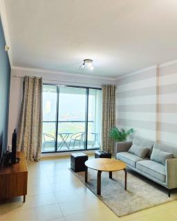 Charming & Comfortable 1BR Jumeirah Bay X1 JLT - 8