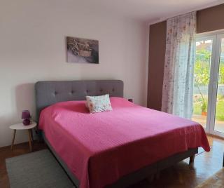Geräumige Ferienwohnung in Pula mit Gemeinsamem Garten - Pula - 2