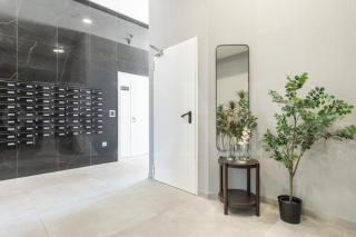 Modern sky-rise living with pool and parking REMS - Málaga - 9