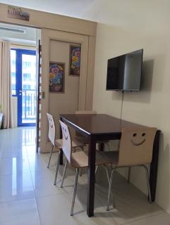 1138 Staycation Infront Of Moa, Sea Residences Tower A, Near Smx, Arena, Dfa, World Trade, PICC, AYALA MALL, NAIA - 1