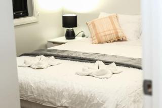 Brand new 5 bedroom house close to Rouse hill - Riverstone - 5