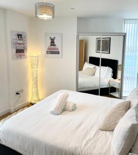 Urban Heaven with free parking - Bracknell - 8