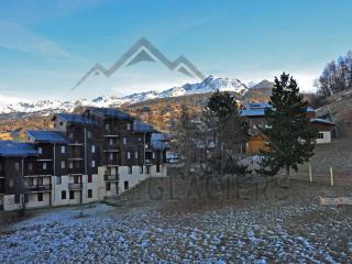 Duplex rénové 8 pers. à 120m des pistes avec parking, balcon, vue montagne, 3 chambres - FR-1-329-95 - La Plagne Tarentaise - 1