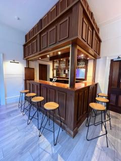 The Beeches - Entire Mansion - 6