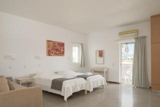 Reina Apartments - 7