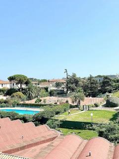 Superbe Appartement 1 chambres, 2 Tennis, 2 Piscines, plages, Parking - Antibes - 8
