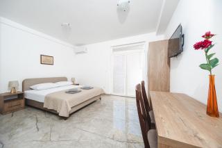 Apartmani Agape - Petrovac na Moru - 1