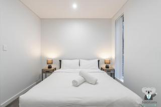 KozyGuru | Homebush West | 3 Bedroom Apt+Parking - 1