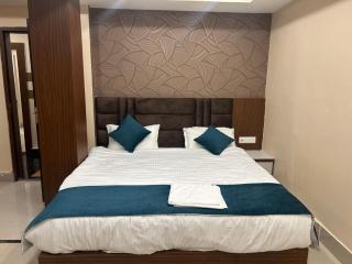 Hotel Emerald - Barādiha - 0
