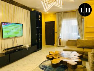 Elegant 3 Bedroom Luxury in Lagos - Lagos - 5