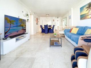 Beachfront Oasis I Balcony I BBQ I Pool I Gym - Hollywood - 1