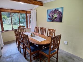 L Chiam Self-Catering Cottage - Winterton - 6