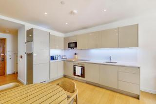 Chic 1BR Flat With Balcony- Under 2 Mi To Tower Bridge - 8