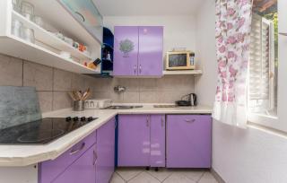 Beautiful Apartment In Pakostane - Pakoštane - 8