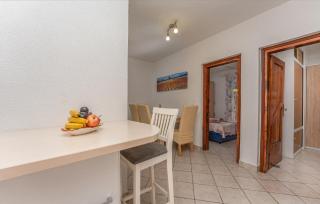 Beautiful Apartment In Pakostane - 1