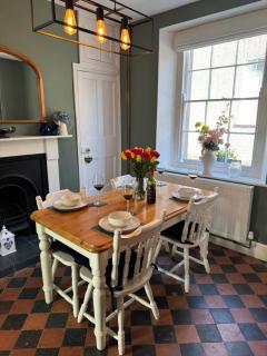 2 bed period cottage sleeps 4 in central Crickhowell - Crickhowell - 6
