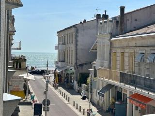 Appartement T2 à Royan, 4 pers., proche plage et commerces, parking, balcon, confortable et équipé - FR-1-494-60 - Royan - 8