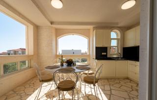 2 Bedroom Cozy Apartment In Novalja - Novalja (Novaglia) - 8
