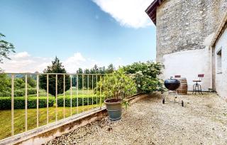 Lovely Home In Les Leves Et Thoumeyra - 9
