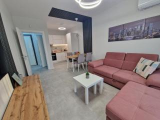 Sun Home in the Heart of Plovdiv - Plovdiv - 9