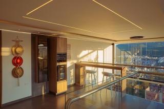 Robles Penthouse - - 9