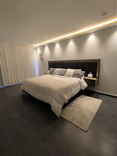 Robles Penthouse - - 8