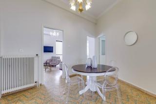 Samouil Apartment steps from the beach - 6