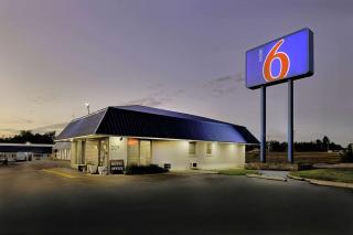 Motel 6 Sullivan MO - Sullivan - 7