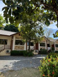 Rommaiplaitawan hotel & resort - - 1