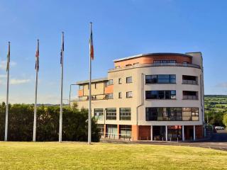 Port House Letterkenny Wild Atlantic Apartments - Letterkenny - 0