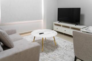 One-Bedroom Apartment in Seef - Seef - 0