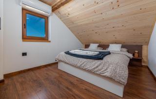 Stunning Home In Prvan Selo With Sauna - - 5