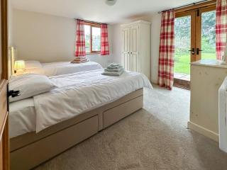 The Old Sawmill One - Uk49336 - Plumpton Green - 3
