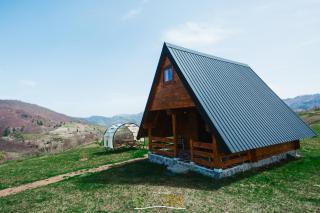 Kolibe Ravno Brdo - Ljubiš - 2