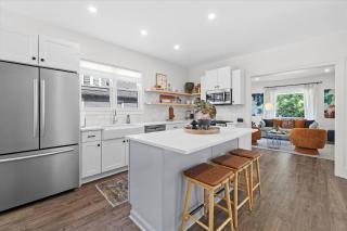 Stylish Home w/Fire Pit | Near Downtown & Weddings - 3