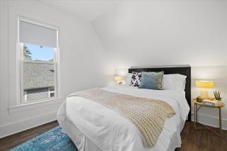 Stylish Home w/Fire Pit | Near Downtown & Weddings - 4