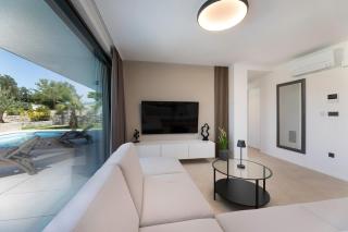 Brand new apartment "Z" with swimming pool by EL-PI Tours - Vantačići - 8