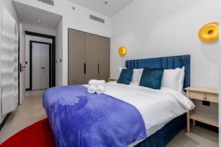 Waves - Premium 1BR Apartment Overlooking Burj Khalifa - 7
