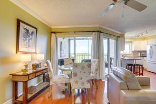 half Mi to Jupiter Beach Penthouse Condo with Views - 4