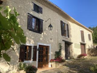 Les Deux Chevaux Chambres d’Hôtes - Rouvenac - 9