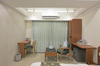 Hotel Grand Arose - Ahmedabad - 8