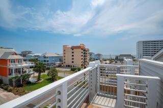 Sun Deck with Ocean Views at Lone Star Breeze - Carolina Beach - 9
