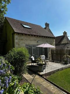 Cotswold Lodge - 9