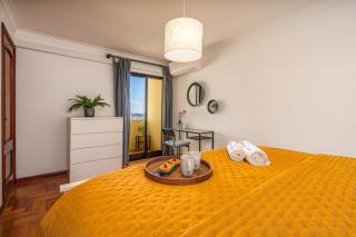 HostWise - Spacious & Sunny Flat - Tavira - 4