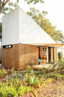 Modern Cabin - Pineapple - Malkerns - 3