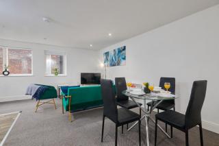 3 Beds - Leeds City Centre - FREE Parking & WiFi - Central Station - 3