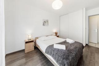 Le Camélia - Plage et Intra-muros - Parking - 1